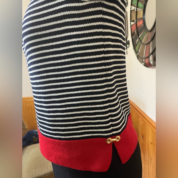 St. John Navy/Classic Red Sweater - Picture 5 of 14